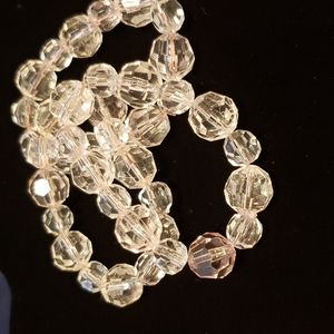 🛍️ 2/$6 🛍️ Set of 3 beaded bracelets